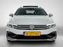Volkswagen Passat Variant 1.4 TSI PHEV GTE Business | 218 PK | 94% SOH | Automaat | Panorama Schuif/Kantel Dak | Plug-In Hybride | Parkeersensoren | Trekhaak | Digital Cockpit | Keyless