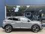 Peugeot 2008 1.2 Hybrid 145 PK Allure € 5500,- DEMO VOORDEEL| Automaat | 2025 Auto | Navigatie via Telefoon | Grip Control met All Season Banden | Adaptieve Cruise Control | 360 Graden Camera | Parkeersensoren V+A | Hoge Zitpositie | Hybride Elektrisch rijden met Automaat | Climate Control | Stoelverwarming | LED Verlichting | 17" Lichtmetalen Velgen |
