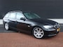 BMW 3-Serie Touring 325i High Executive | Clima | Cruise | Navi Full Map | Sport Stoelen/Onderstel | Xenon | PDC |