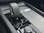 Volvo XC60 2.0 T6 Plug-in hybrid AWD Plus Dark intellisafe/ schuifdak/ 360 camera / trekhaak/ 18 inch