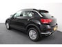 Volkswagen T-Roc 1.5 TSI 150pk Automaat Style | Navigatie | Climate Control | Adaptieve Cruise Control | Electrisch bedienbare achterklep | Camera | Parkeersensoren Voor en Achter | Verwarmbare voorstoelen