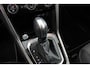 Volkswagen T-Roc 1.5 TSI 150pk Automaat Style | Navigatie | Climate Control | Adaptieve Cruise Control | Electrisch bedienbare achterklep | Camera | Parkeersensoren Voor en Achter | Verwarmbare voorstoelen