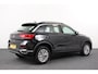 Volkswagen T-Roc 1.5 TSI 150pk Automaat Style | Navigatie | Climate Control | Adaptieve Cruise Control | Electrisch bedienbare achterklep | Camera | Parkeersensoren Voor en Achter | Verwarmbare voorstoelen