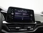 Volkswagen T-Roc 1.5 TSI R-Line Business | 19 inch velgen | Trekhaak | Keyless entry/start | Elektrisch bedienbare achterklep | Dode hoek detectie | Parkeersensoren | Achteruitrijcamera | Stoelverwarming |