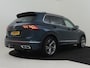 Volkswagen Tiguan 1.5 TSI R-Line Business 150pk DSG/Automaat | Elektr. Trekhaak | Navigatie | Adaptief cruise control | Keyless | Matrix Led | App connect | Parkeersensoren v+a | 19" LMV