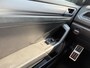 Volkswagen T-Roc Cabrio 1.5 TSI 150pk DSG R-Line / Digital Cockpit Pro / Black Style / 19" LMV / Leder Vienna / Dode Hoek / Navi / Stoelverwarming **
