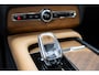 Volvo XC90 T8 Twin Engine AWD Inscription Intro Edition | Verwarmbare voorstoelen | Verwarmbaar stuurwiel | Verwarmbare achterbank | Premium audio | Panoramadak | Rondom zichtcamera | 20 inch Lichtmetalen velgen