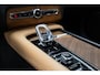 Volvo XC90 T8 Twin Engine AWD Inscription Intro Edition | Verwarmbare voorstoelen | Verwarmbaar stuurwiel | Verwarmbare achterbank | Premium audio | Panoramadak | Rondom zichtcamera | 20 inch Lichtmetalen velgen