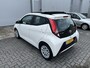 Toyota Aygo 1.0 VVT-i x-play cabrio | Open vouwdak | Origineel NL en 1e eigenaar | Apple Carplay & Android Auto | Achteruitrijcamera | Garantie t/m 06-2031 of 200.000km