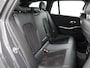 BMW 3-Serie Touring 318i AUT. M-SPORT DRAVITGRAU + SPORTSTOELEN | CAMERA | MEMORY | HIFI | SFEERVERLICHTING | CARPLAY