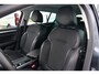 Renault Megane Estate 1.3 TCe Intens | Head-up | Stoel-/Stuurverwarming | Navigatie | Trekhaak | Climate Control | Camera