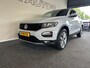 Volkswagen T-Roc 1.0 TSI STYLE STOELV LM VELGEN PDC ISOFIX 6BAK ALL-IN!