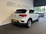 Volkswagen T-Roc 1.0 TSI STYLE STOELV LM VELGEN PDC ISOFIX 6BAK ALL-IN!
