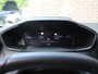 Peugeot 208 Allure 100pk Hybrid | Navigatie | All-seasons | Parkeersensoren voor & achter