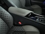 Toyota C-HR 1.8 Hybrid Executive | JBL | Stoel-/stuurverwarming | Half lederen bekleding |