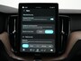 Volvo XC60 2.0 T6 Plug-in hybrid AWD Ultra Dark | Luchtvering | Bowers & Wilkins | Massage | Nappa | Stoelventilatie | 22" | 360° | Panoramadak .