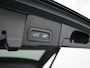 Volvo XC60 2.0 T6 Plug-in hybrid AWD Ultra Dark | Luchtvering | Bowers & Wilkins | Massage | Nappa | Stoelventilatie | 22" | 360° | Panoramadak .