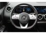 Mercedes-Benz B-klasse 180 Business Solution AMG Night pakket/Panoramadak/Navigatie/Apple carplay/Achteruitrijcamera/Parkeersensoren rondom/Dodehoek detectie/Cruise control/DAB/18'' Lichtmetalen velgen.