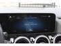 Mercedes-Benz B-klasse 180 Business Solution AMG Night pakket/Panoramadak/Navigatie/Apple carplay/Achteruitrijcamera/Parkeersensoren rondom/Dodehoek detectie/Cruise control/DAB/18'' Lichtmetalen velgen.