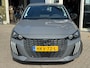 Peugeot 208 1.2 Hybrid 110 e-DCS6 Allure | Climate | Cruise | Camera V+A | Navigatie | Apple Carplay/Android Auto | | Apple Carplay/Android Auto|telefoonintegratie premium | Binnenspiegel automatisch dimmend | Camera voor