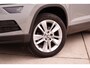 Skoda Karoq 1.5 TSI ACT Business Edition | Pano | Trekhaak | LED | Carplay | Virtual | Camera | Navi