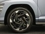 Hyundai Kona Electric N Line Business 64.8 kWh Volledig Elektrish, Fiscaal aantrekkelijk, Navigatie en 360 graden camera Uit voorraad leverbaar!