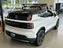 Volvo EX30 Cross Country Twin Motor Performance Ultra 69kWh Experience-pakket | ACC | Pine interieur | Extra getint glas | 360 camera |