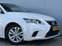 Lexus CT 200h Automaat van € 16.695,- voor € 16.195,-.