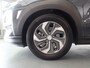 Hyundai Kona 1.6 GDI HEV Comfort, Automaat, Navigatie, Achteruitrijcamera, Cruise controle, Apple Carplay, Elek ramenV/A, Lm velgen 16'', Nederlandse auto, 75.000km!! Bovag afleverpakket 695,-