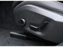 Volvo XC60 T6 Plug-in hybrid AWD Plus Black Edition | Actieve Luchtvering |Harman/Kardon Audiosysteem | 360 graden camera | Panoramisch Schuif-/Kanteldak | 21'' Lichtmetalen velgen | Voorstoelen elektrisch verstelbaar met memory functie | Sfeerverlichting | Voorstoelen verwarmbaar |