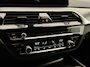BMW 5-Serie Touring 530i M-Sport | Pano | HUD | Laser | Stoelverwarming voor + achter | Cruise | Leder | Sfeerverlichting | Achteruitrijcamera |