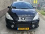 Peugeot 307 cabrio let 2.0-16V