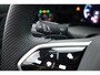 Volkswagen Golf 1.5 eTSI R-Line | Pano | Camera | IQ. Light | Dodehoekdet. | Carplay & Android Auto | Keyless