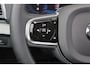 Volvo XC90 T8 Recharge AWD Ultra Bright - LONG RANGE - Panorama/schuifdak - IntelliSafe Assist & Surround - Harman/Kardon audio - Adaptieve LED koplampen - Parkeercamera achter - Verwarmde voorstoelen, stuur & achterbank - Parkeersensoren voor & achter - Elektr. bedienb. voorstoelen met geheugen - Head up display - Draadloze tel. lader - 20' LMV