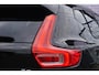 Volvo XC40 1.5 T3 Momentum Pro | Panorama-schuifdak | Camera | Harman & Kardon | LED Koplampen | Zwarte Hemel |