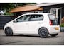 Volkswagen Up! 1.0 move up! NL-Auto I NAP I 5 Deurs I Airco I Elektrisch bedienbare ramen I Centrale vergrendeling