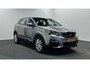 Peugeot 3008 1.2 PureTech Blue Lease Executive TREKHAAK NAVIGATIE CARPLAY.