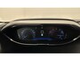 Peugeot 3008 1.2 PureTech Blue Lease Executive TREKHAAK NAVIGATIE CARPLAY.