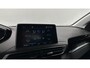 Peugeot 3008 1.2 PureTech Blue Lease Executive TREKHAAK NAVIGATIE CARPLAY.