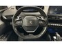 Peugeot 3008 1.2 PureTech Blue Lease Executive TREKHAAK NAVIGATIE CARPLAY.