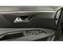 Peugeot 3008 1.2 PureTech Blue Lease Executive TREKHAAK NAVIGATIE CARPLAY.