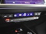 Audi Q4 e-tron 45 quattro Advanced edition 82 kWh 286pk | Dodehoek detectie l Elektr. Verst. Stoel l Elektr. Achterklep l Adaptief cruise control | Navigatie | Head up display | Matrix koplampen | Camera | 19" LMV