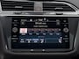 Volkswagen Tiguan 1.5 TSI R-Line Business+ | Black Style | Panodak | Headup | IQ Light | Camera | Elk. A-klep | Prijs Rijklaar!!