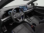 Volkswagen Golf 1.5 eTSI 150 pk DSG R-Line Edition | Panoramadak | Rondomzicht camera | IQ Light | Head-up display