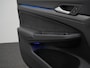 Volkswagen Golf 1.5 eTSI 150 pk DSG R-Line Edition | Panoramadak | Rondomzicht camera | IQ Light | Head-up display