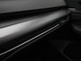 Volkswagen Golf 1.5 eTSI 150 pk DSG R-Line Edition | Panoramadak | Rondomzicht camera | IQ Light | Head-up display