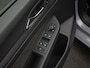 Volkswagen Golf 1.5 eTSI 150 pk DSG R-Line Edition | Panoramadak | Rondomzicht camera | IQ Light | Head-up display