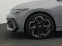 Volkswagen Golf 1.5 eTSI 150 pk DSG R-Line Edition | Panoramadak | Rondomzicht camera | IQ Light | Head-up display