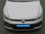 Volkswagen Golf 1.5 eTSI 150 pk DSG R-Line Edition | Panoramadak | Rondomzicht camera | IQ Light | Head-up display