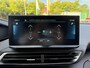 Peugeot 3008 1.6 Plug-in Hybrid Allure 195PK | PDC | Navi | Voorstoelen verwarmd | 18' Lichtmetalen velgen | All season banden | Verwarmbare voorruit